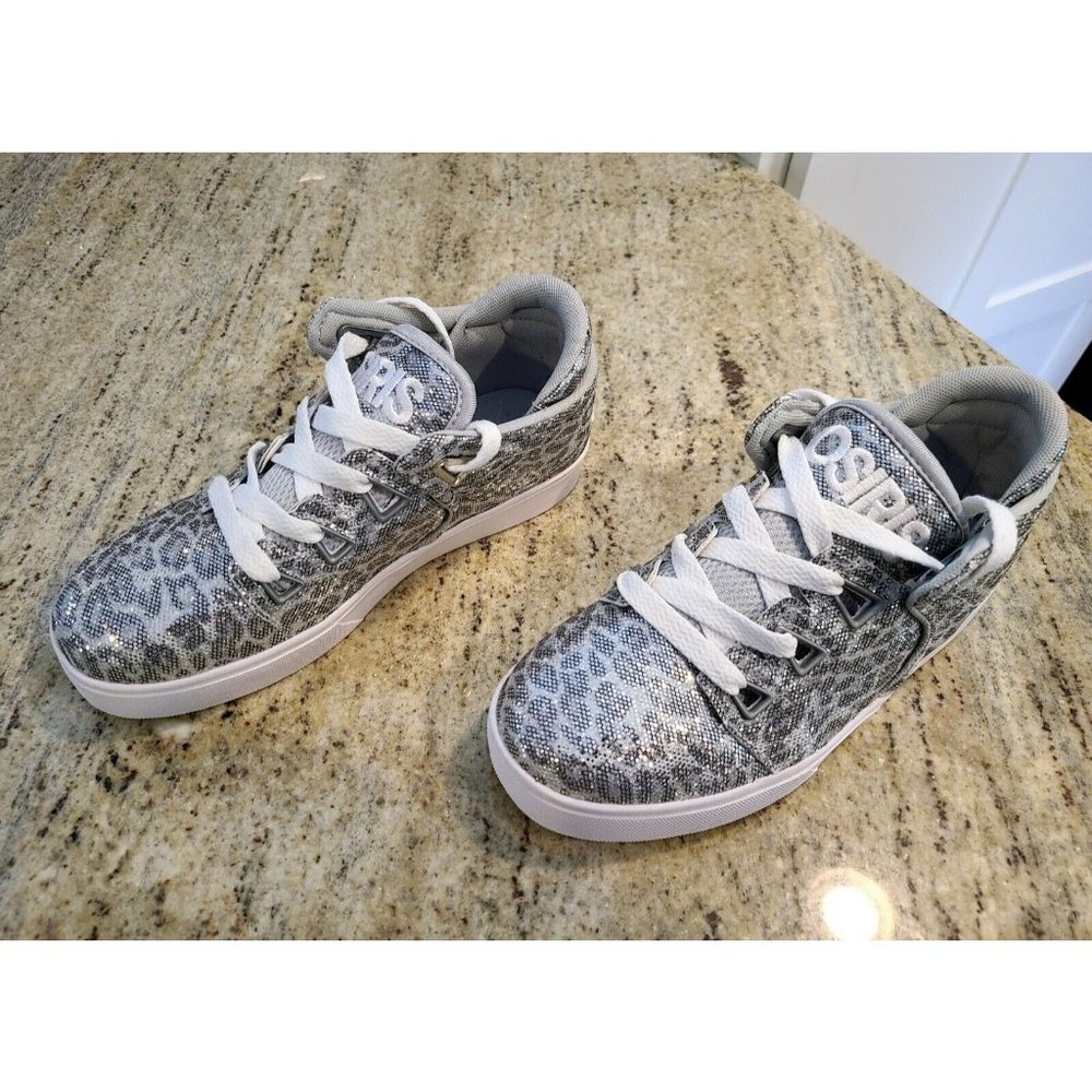 Osiris Sequin Leopard Cheetah Skate Sneaker. Girl's 5